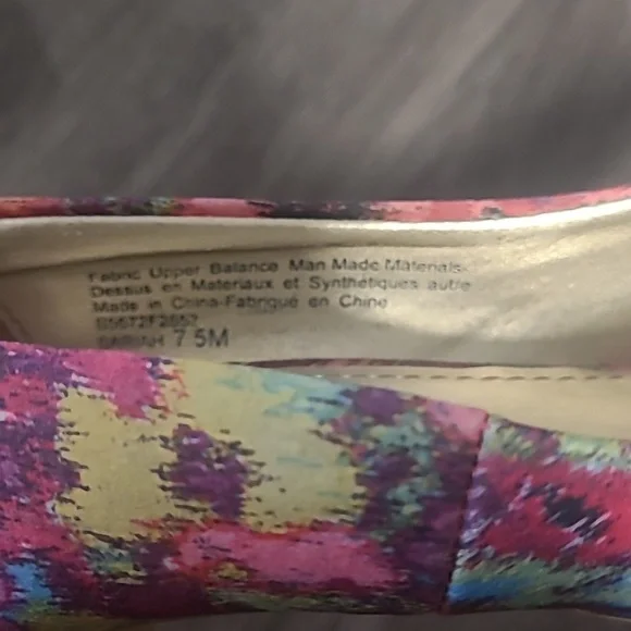 Multicolor Heels - Picture 4 of 4